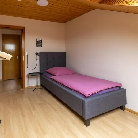 Helfrichs By Interhome Пирмазенс